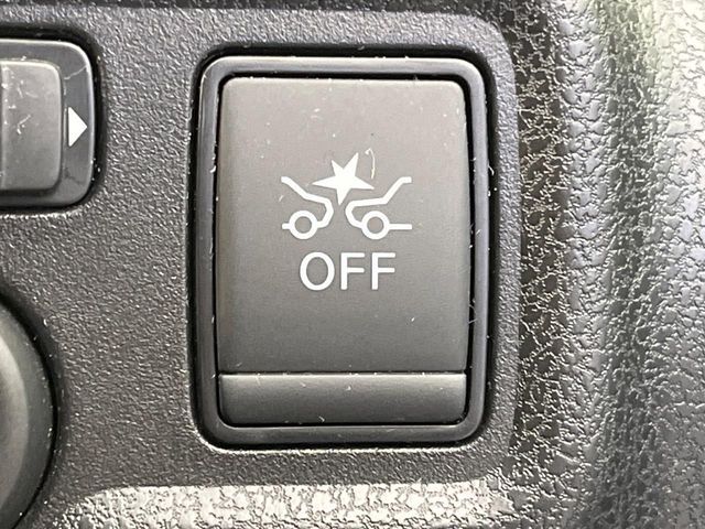 NISSAN NOTE 2017 Image 31