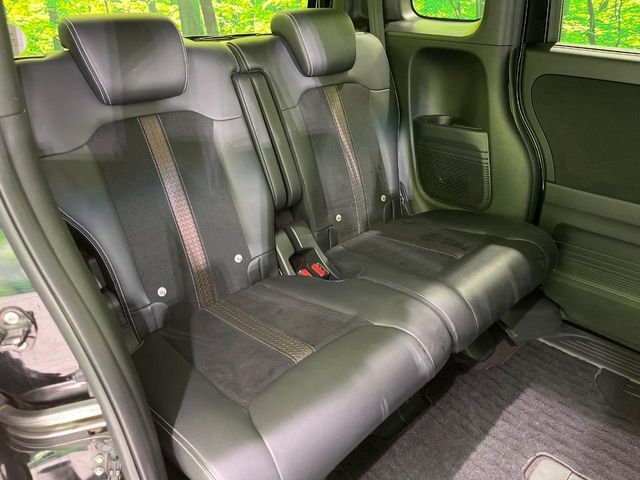 HONDA N BOX CUSTOM 2017 Image 31