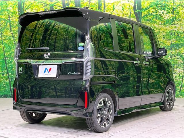 HONDA N BOX CUSTOM 2017 Image 31