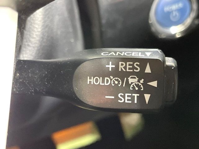 TOYOTA PRIUS 4WD 2016 Image 31