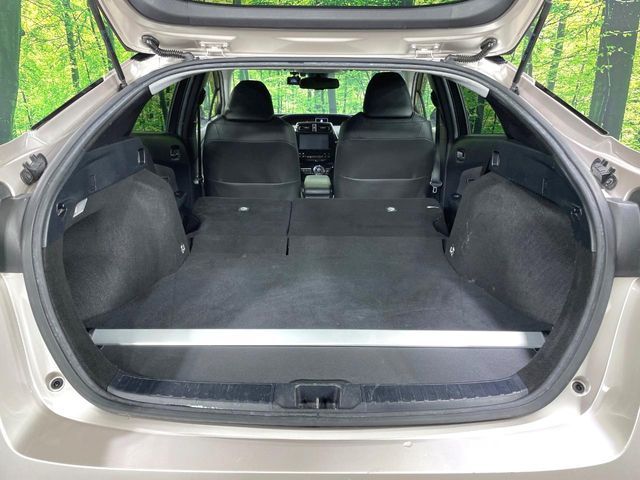 TOYOTA PRIUS 4WD 2016 Image 31