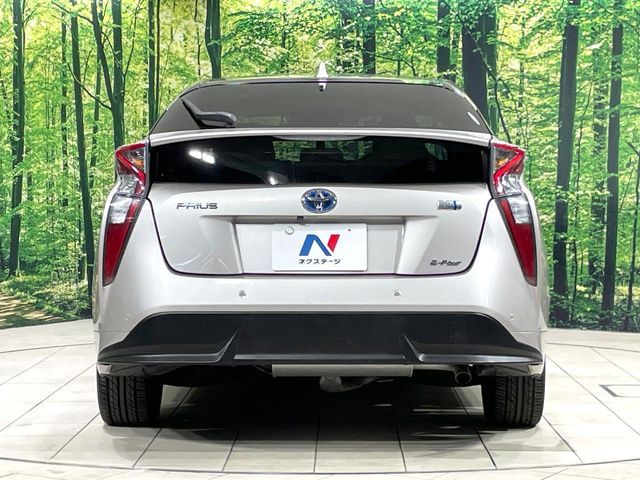 TOYOTA PRIUS 4WD 2016 Image 31