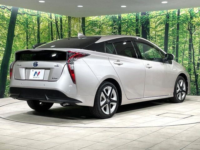 TOYOTA PRIUS 4WD 2016 Image 31