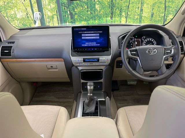 TOYOTA LANDCRUISER PRADO 2023 Image 31