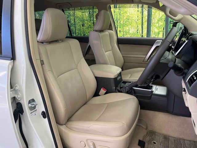TOYOTA LANDCRUISER PRADO 2023 Image 31