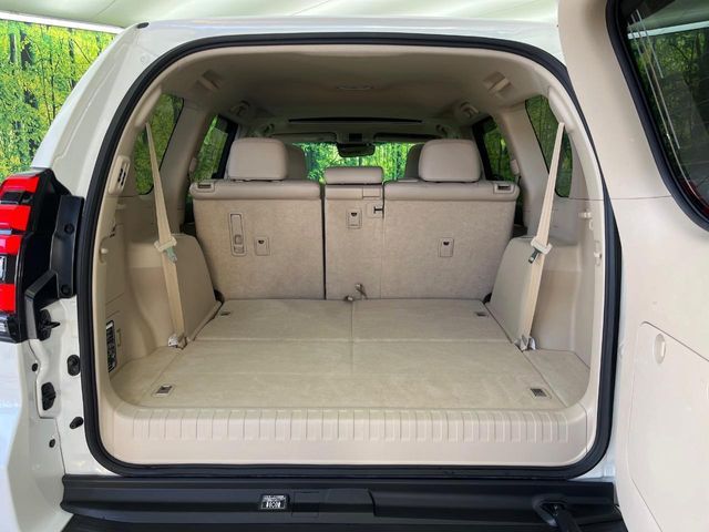 TOYOTA LANDCRUISER PRADO 2023 Image 31