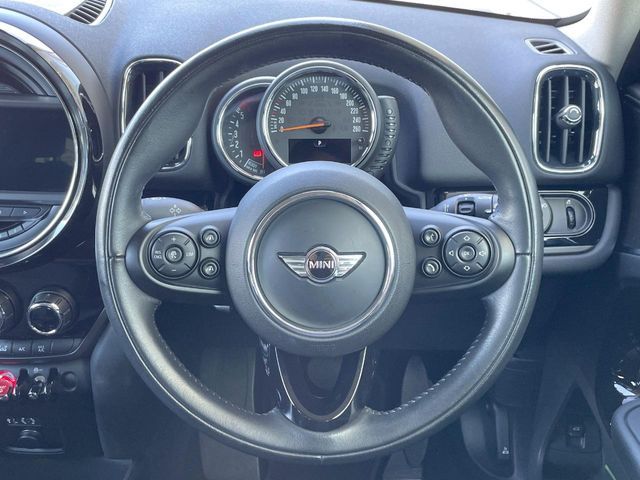 BMW MINI COOPER D CR 2017 Image 31