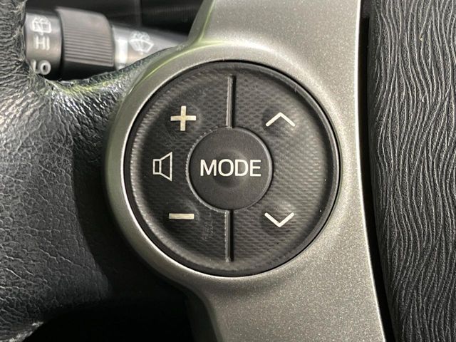 TOYOTA AQUA 2013 Image 31