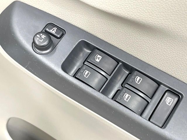 DAIHATSU MIRA E:S 2013 Image 31