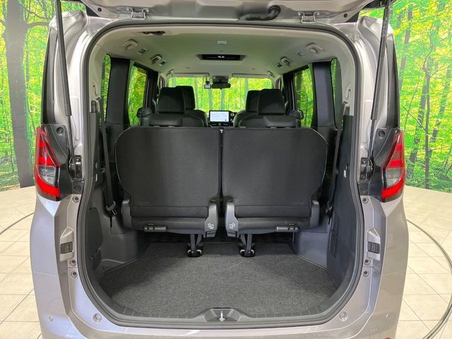 TOYOTA NOAH 2023 Image 31