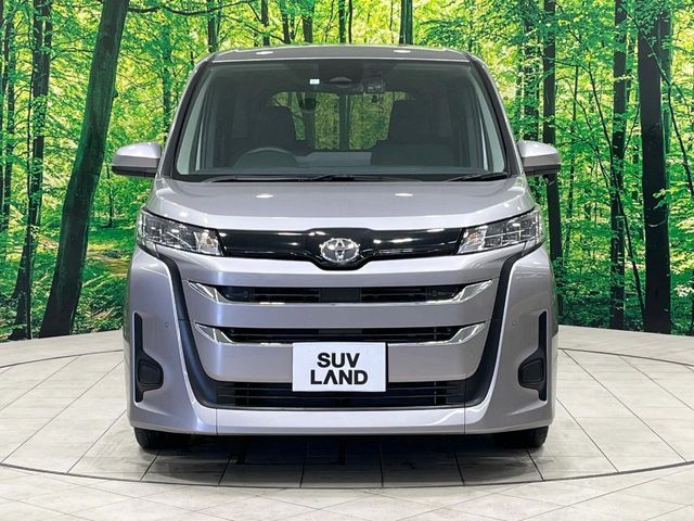 TOYOTA NOAH 2023 Image 31