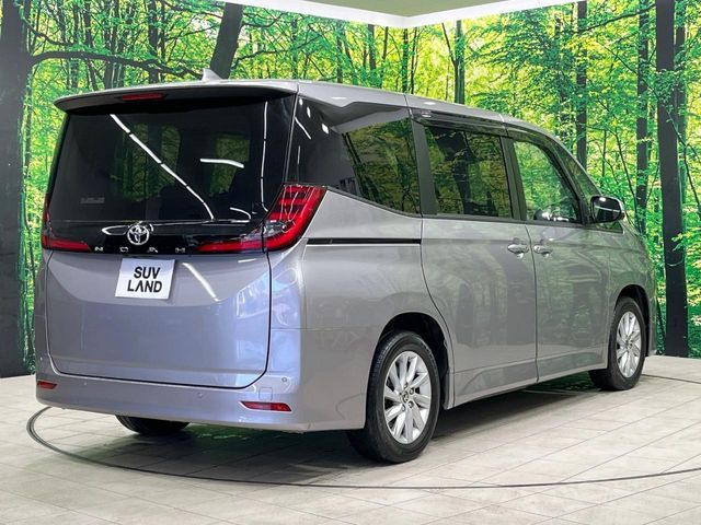TOYOTA NOAH 2023 Image 31