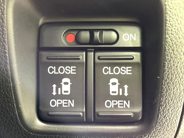 HONDA N BOX CUSTOM 2015 Image 31