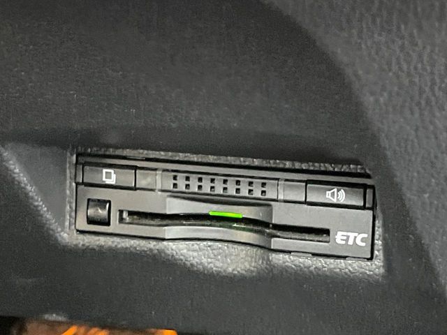 TOYOTA PRIUS 2016 Image 31