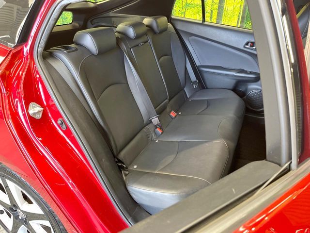 TOYOTA PRIUS 2016 Image 31