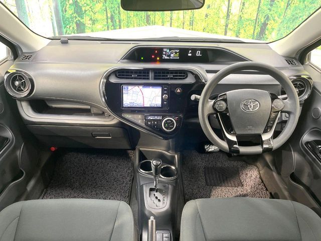 TOYOTA AQUA 2018 Image 31