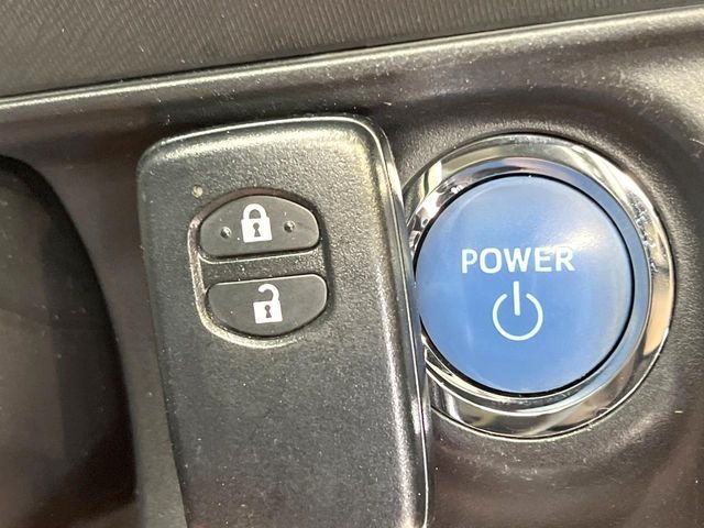 TOYOTA AQUA 2018 Image 31