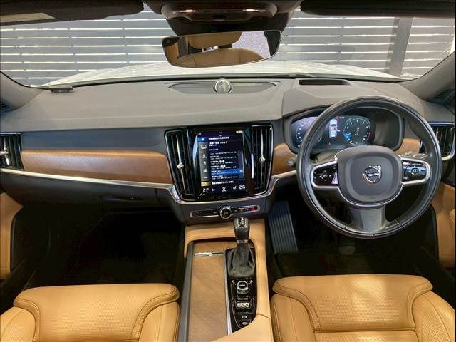 VOLVO V90 2017 Image 31