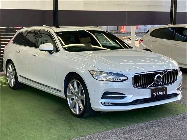 VOLVO V90 2017 Image 31