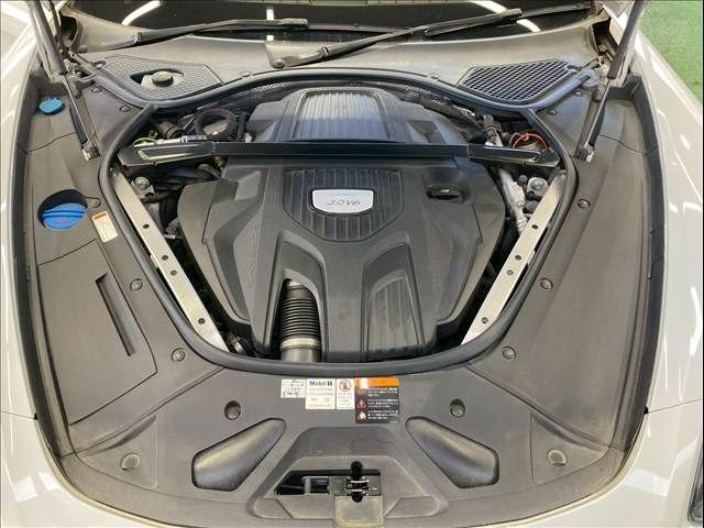 PORSCHE PANAMERA 2018 Image 31