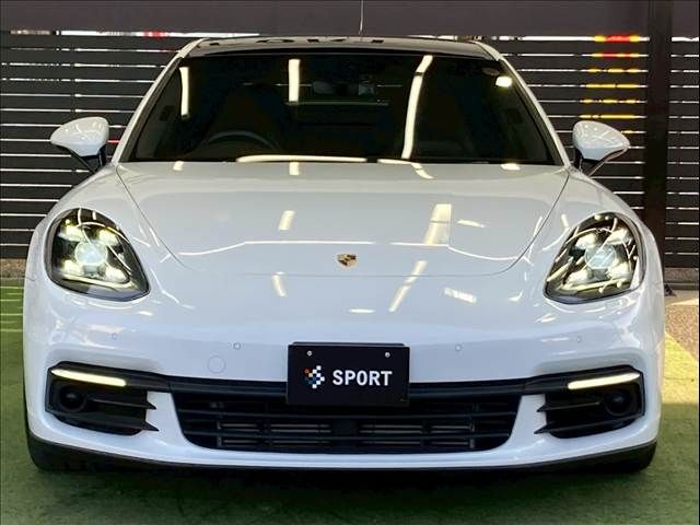 PORSCHE PANAMERA 2018 Image 31