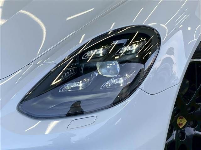 PORSCHE PANAMERA 2018 Image 31