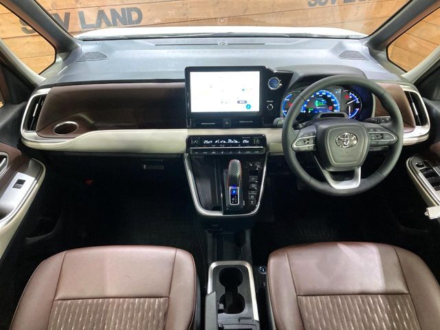 TOYOTA NOAH HYBRID 2023 Image 31