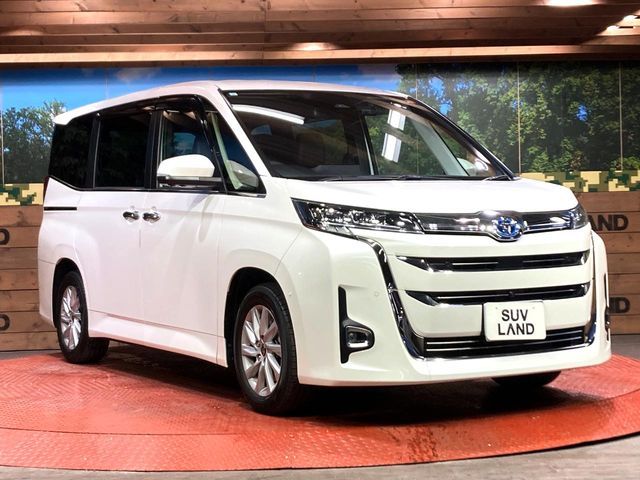 TOYOTA NOAH HYBRID 2023 Image 31