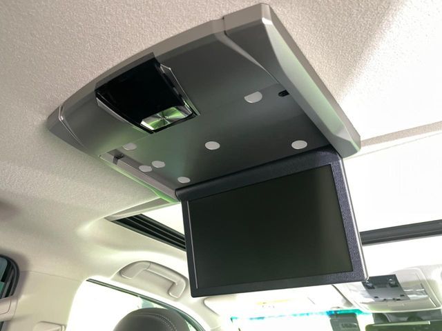 TOYOTA LANDCRUISER PRADO 2023 Image 31