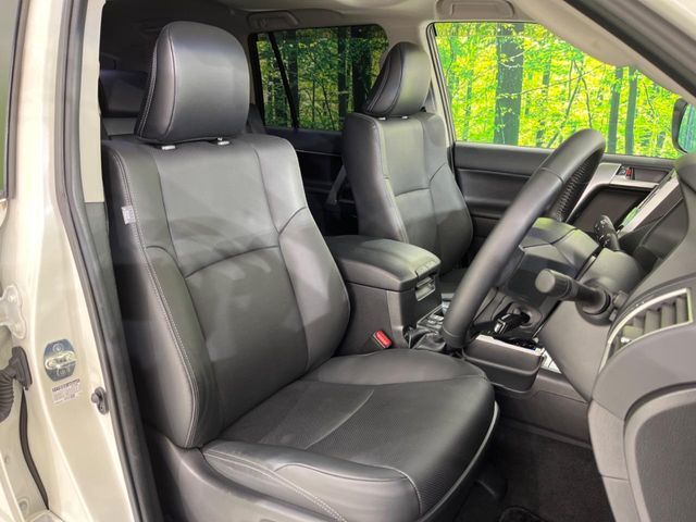 TOYOTA LANDCRUISER PRADO 2023 Image 31