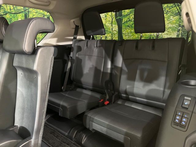 TOYOTA LANDCRUISER PRADO 2023 Image 31