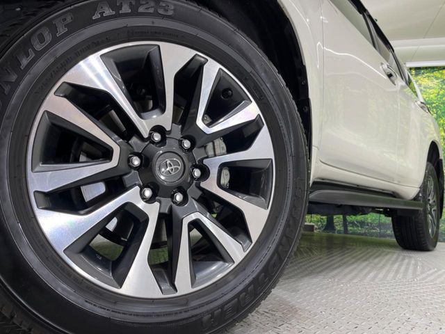 TOYOTA LANDCRUISER PRADO 2023 Image 31