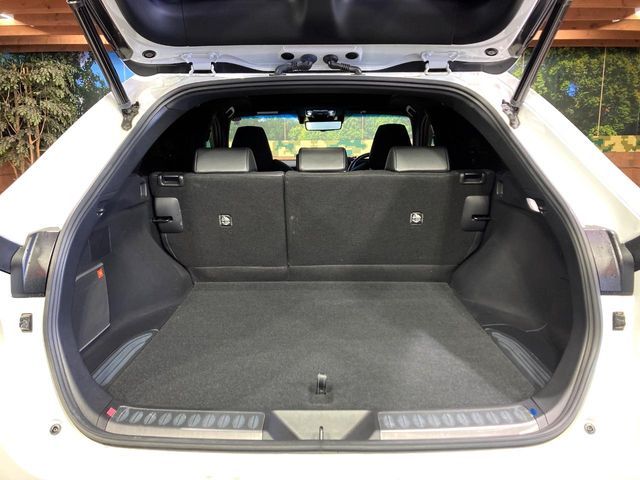 TOYOTA HARRIER HYBRID 2023 Image 31