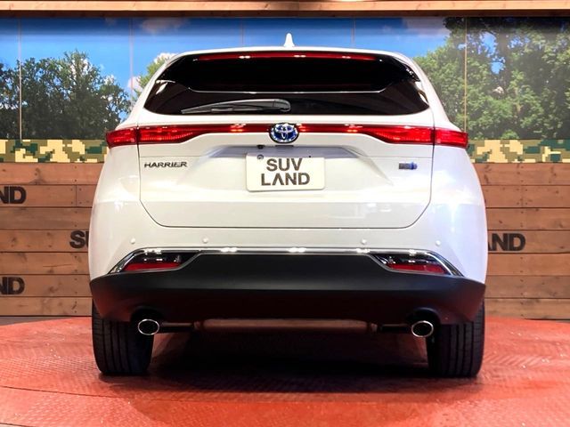 TOYOTA HARRIER HYBRID 2023 Image 31