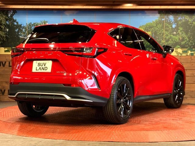 TOYOTA LEXUS NX350H 2022 Image 31