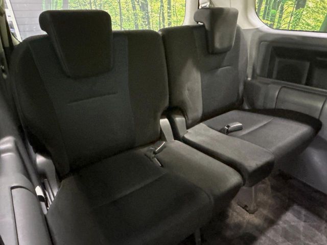 TOYOTA VOXY 2007 Image 31