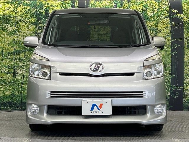 TOYOTA VOXY 2007 Image 31