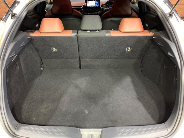 TOYOTA C-HR 2019 Image 31