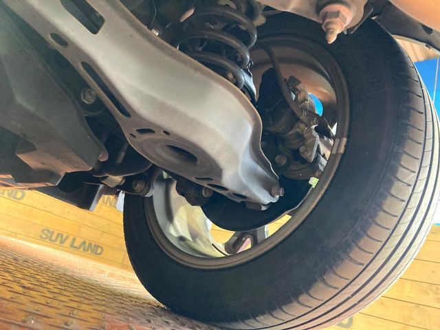 TOYOTA C-HR 2019 Image 31