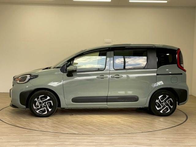 TOYOTA SIENTA HYBRID 2023 Image 31