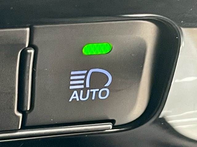 TOYOTA PRIUS 2019 Image 31