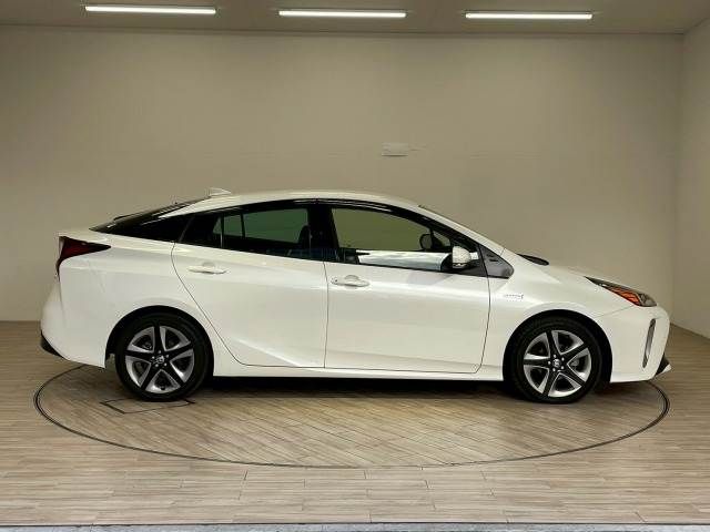 TOYOTA PRIUS 2019 Image 31