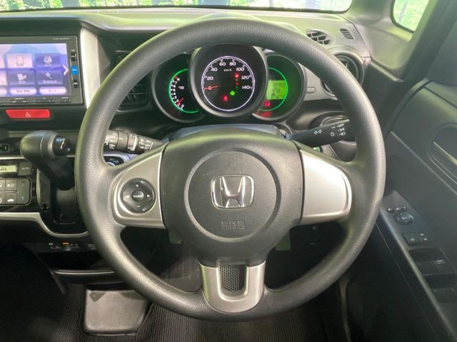 HONDA N BOX 2016 Image 31