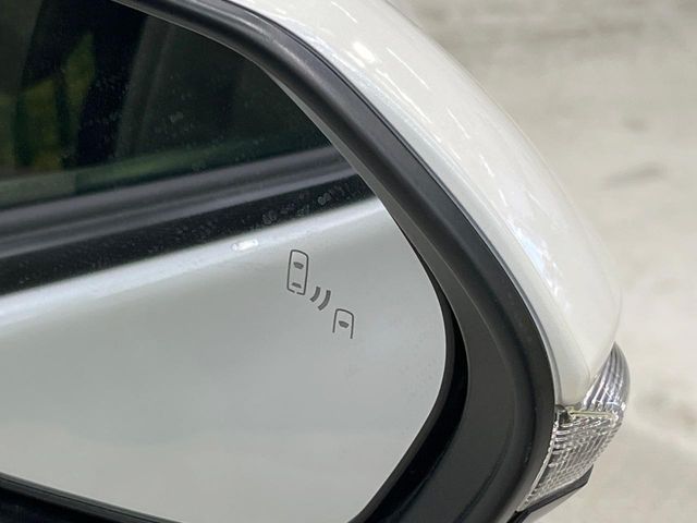 TOYOTA SIENTA HYBRID 2023 Image 31