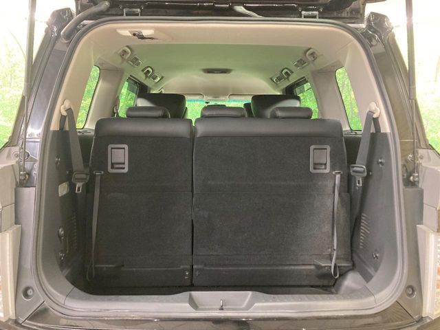 NISSAN ELGRAND 2017 Image 31