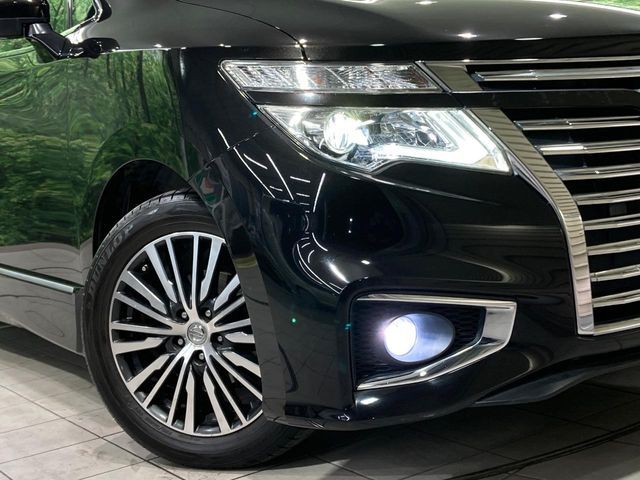 NISSAN ELGRAND 2017 Image 31