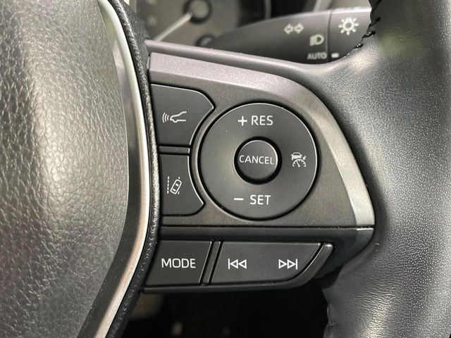 TOYOTA HARRIER 2WD 2021 Image 31