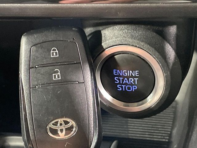 TOYOTA HARRIER 2WD 2021 Image 31