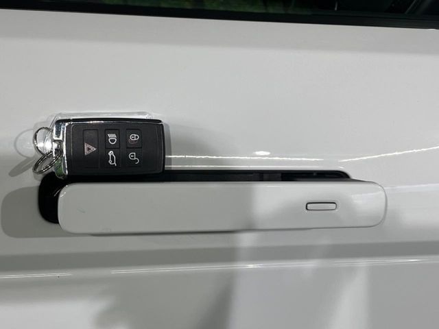 ROVER RANGE  EV 2023 Image 31