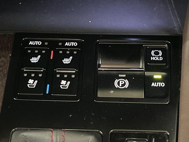 TOYOTA LEXUS RX450H 2WD 2018 Image 31